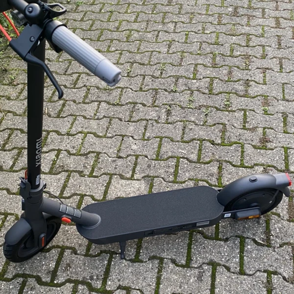 Xiaomi 4 Pro (2nd Gen) Trittbrettauflage Griptape – Bild 2